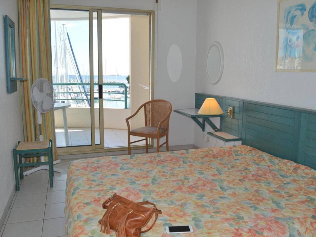 Frejus: Appt 2P, 5 Pers, Piscine, Plage A 150M, Parking, Animaux Ok - Fr-1-226A-357 Ngoại thất bức ảnh